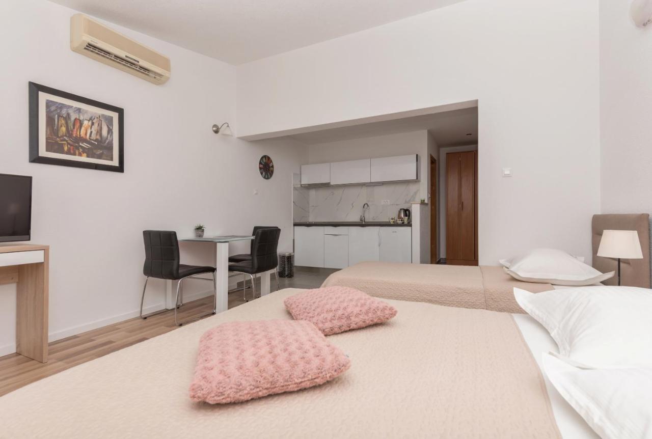 Nina Seaview Apartment บาชกาโวดา ภายนอก รูปภาพ