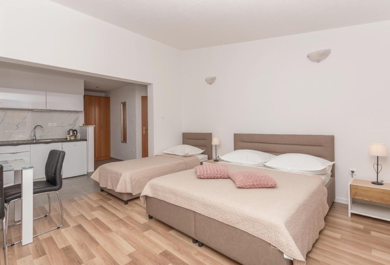 Nina Seaview Apartment บาชกาโวดา ภายนอก รูปภาพ
